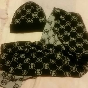 Michael kors hat and scarf  set